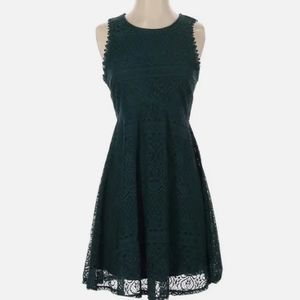 My michelle hunter green sleeveless lace dress holiday Christmas sz Large L
